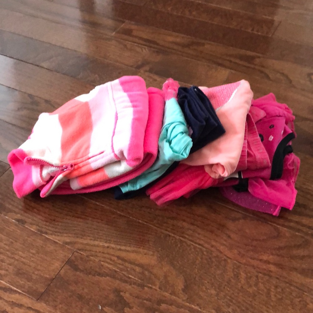 24 Months 8 piece bundle, outfits and shirts